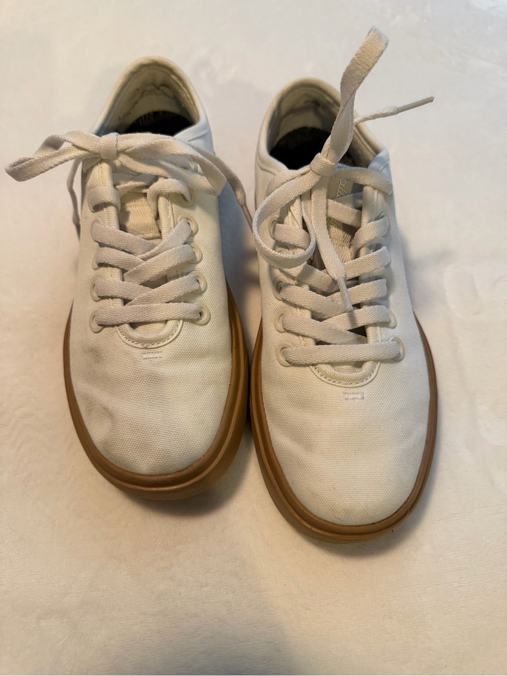 Women’s  Allbirds Piper canvas Sneakers with Gum Sole